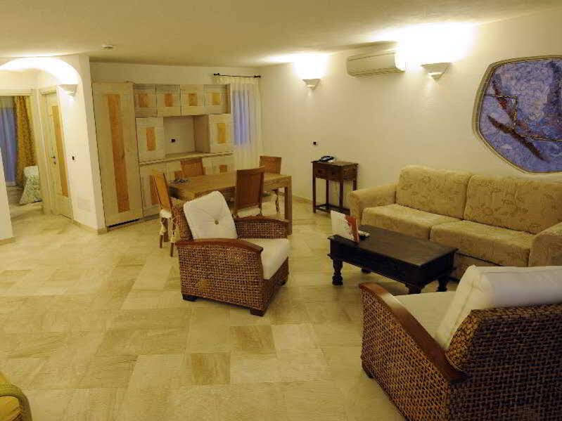 Residence Living Poltu Quatu Arzachena Zewnętrze zdjęcie